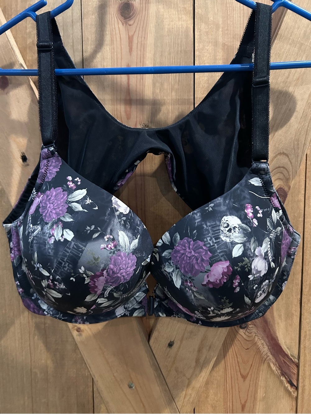 Like New Torrid XO Plunge Push-Up Bra 40D
